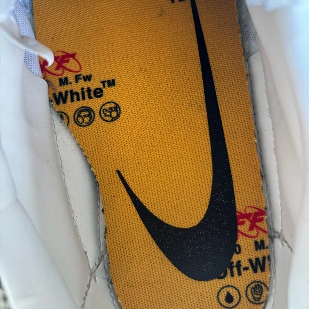 2019
Off-White x Wmns Waffle Racer 'Electric Green' - Picture 14 of 14